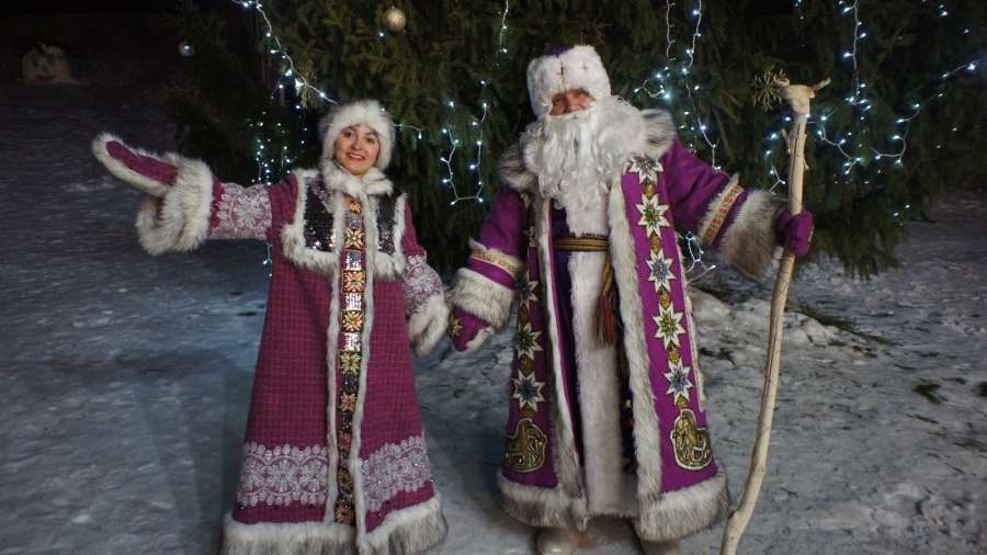 Тол Бабай из Удмуртии принимает своих гостей круглый год! - Вызов Деда Мороза и Снегурочки 2024