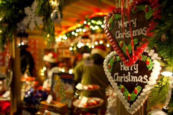 Рождественские ярмарки в Европе - Вызов Деда Мороза и Снегурочки 2024