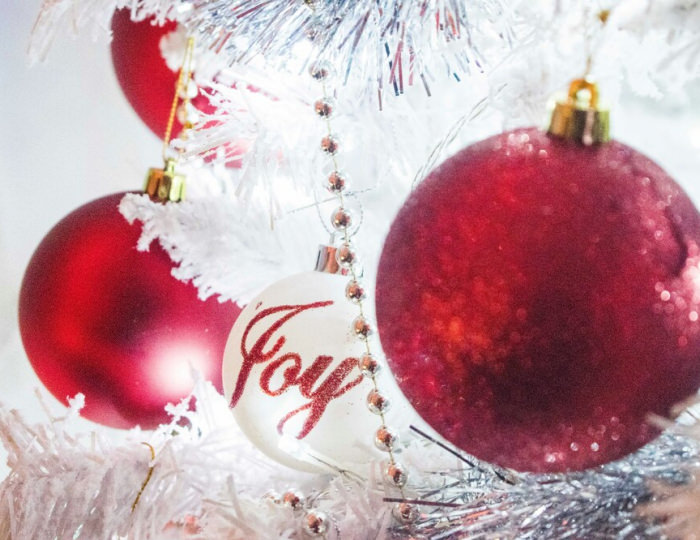 Новогодние праздники 2025: как отдыхаем и сколько дней - Вызов Деда Мороза и Снегурочки 2025-2026