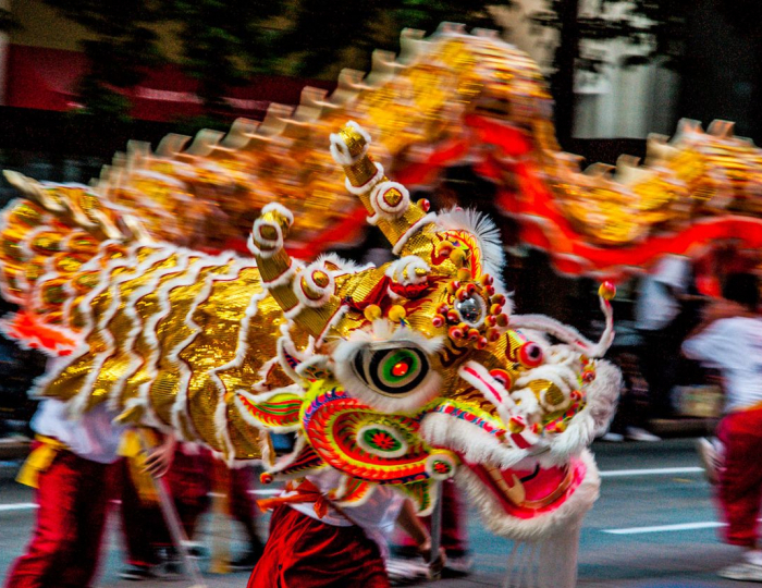 Китайский Новый год: интересные факты - Вызов Деда Мороза и Снегурочки 2025-2026